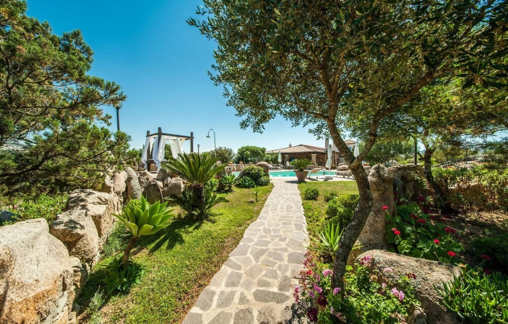 Beautiful Home in Arzachena With 6 Bedrooms, Wifi and Outdoor Swimming Pool