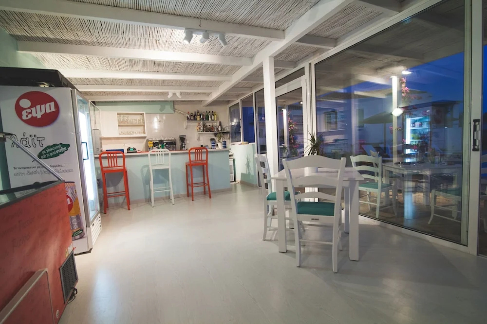 Kyparissia Blue Luxury Rooms & Suites