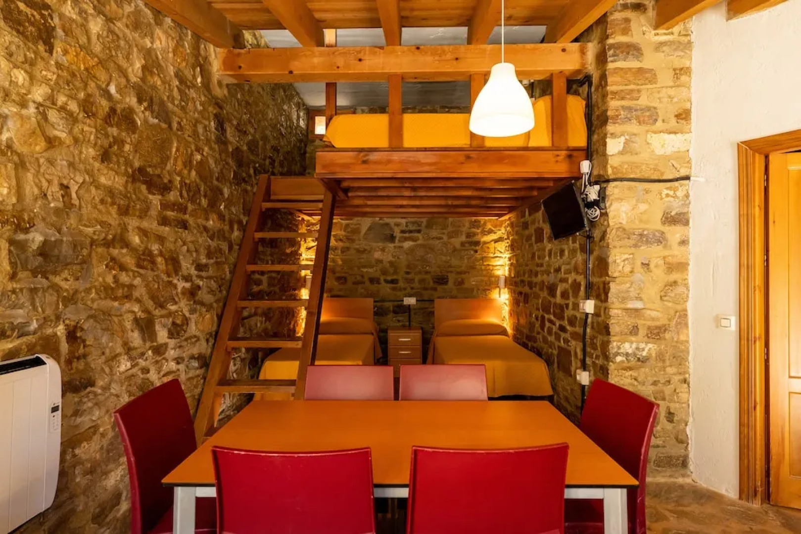 Albergue Inturjoven Cortes de la Frontera - Hostel