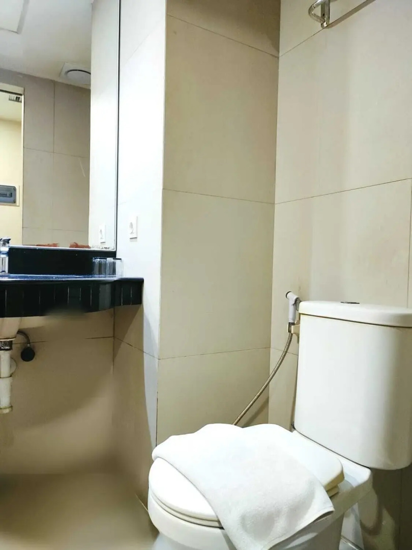 Front One Hotel Purwodadi