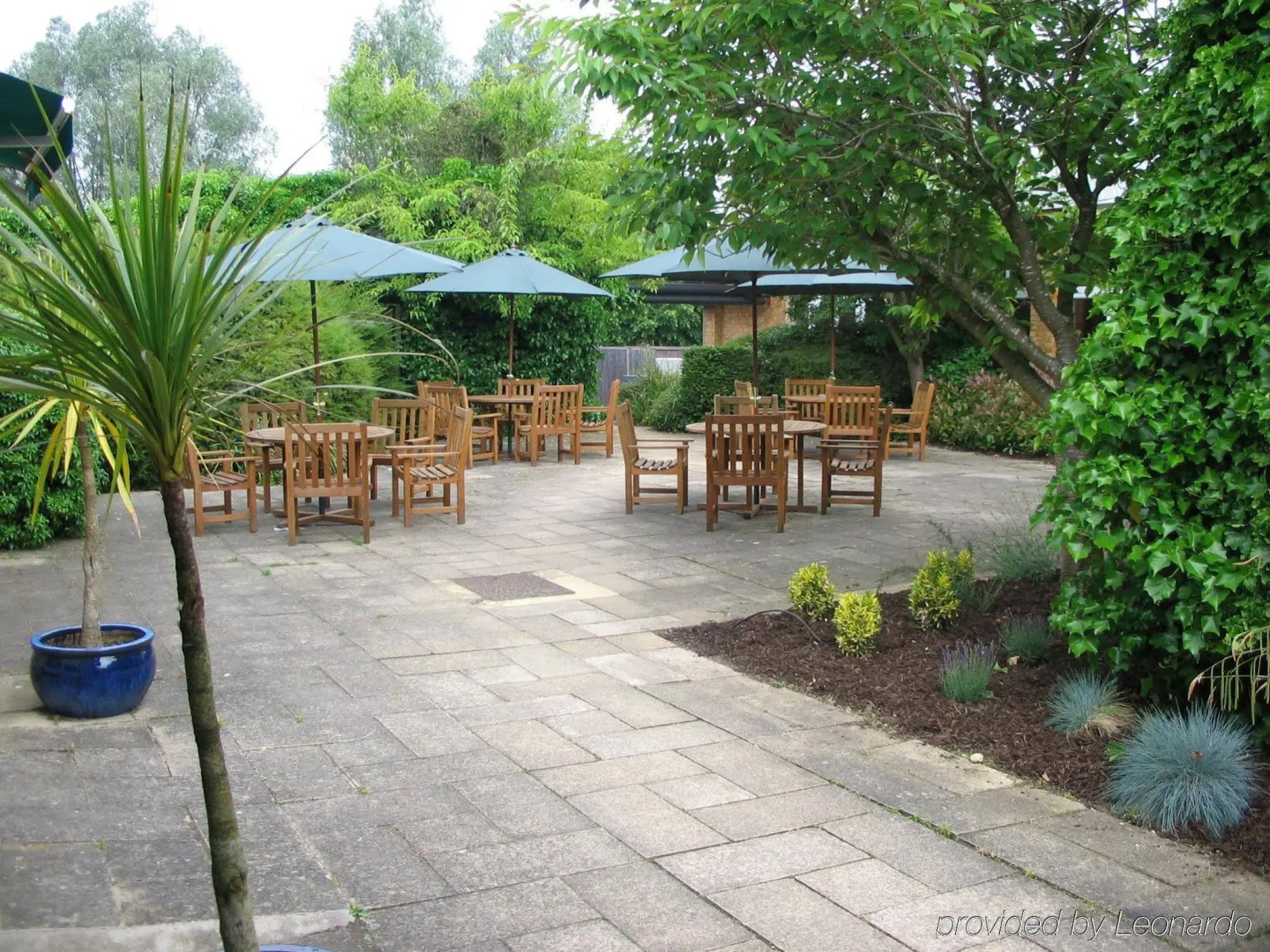 Holiday Inn Swindon by IHG