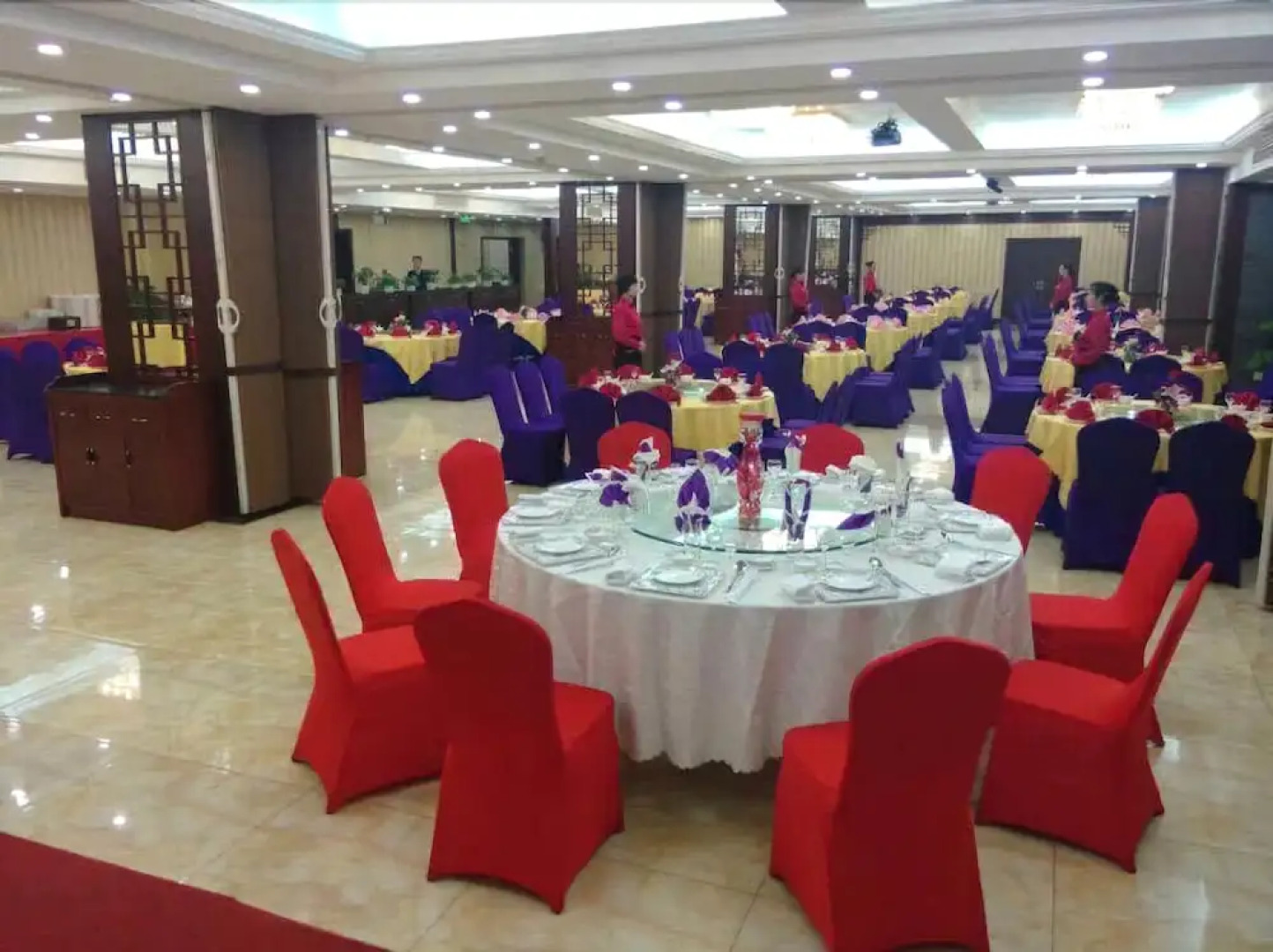 Hangzhou Qiandaohu Waigaoqiao Hotel