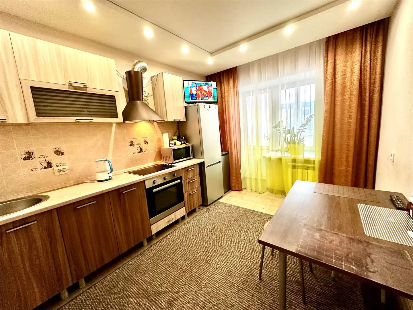 Фреш рум на улице Грибоедова, д 5, к.1