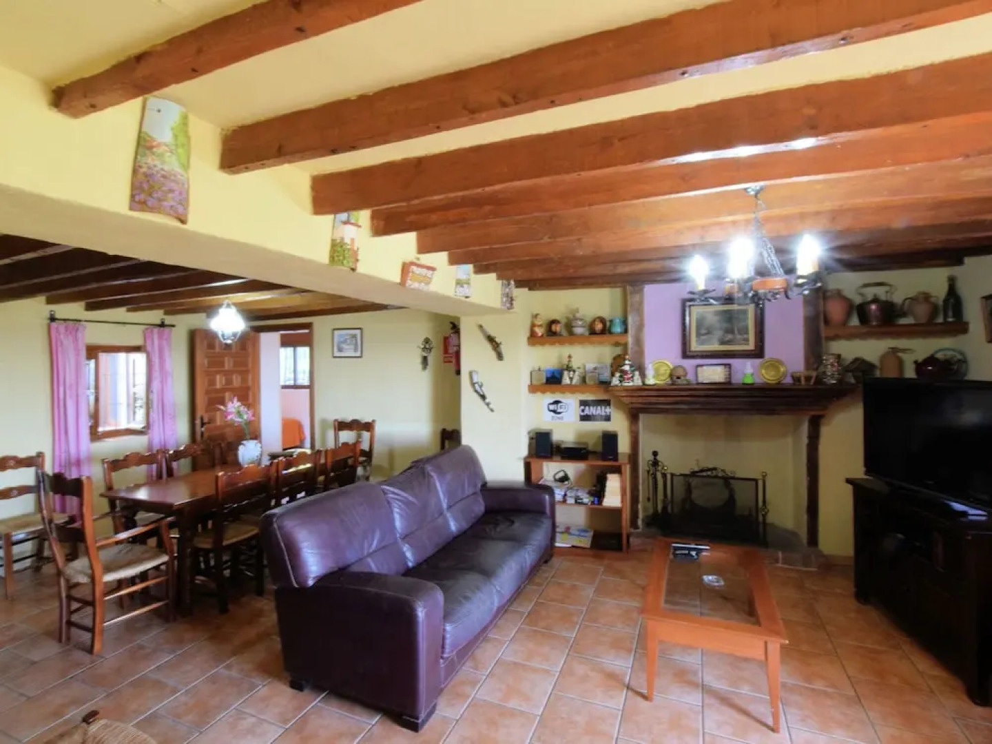 Comfortable Cottage in Periana With Swimming Pool