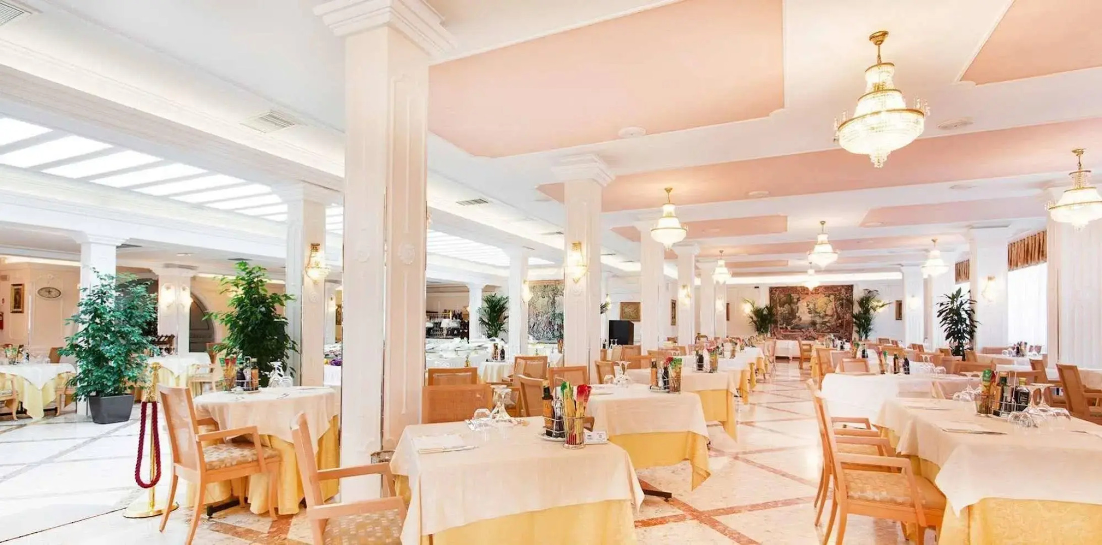 Hotel Gambrinus & Strand