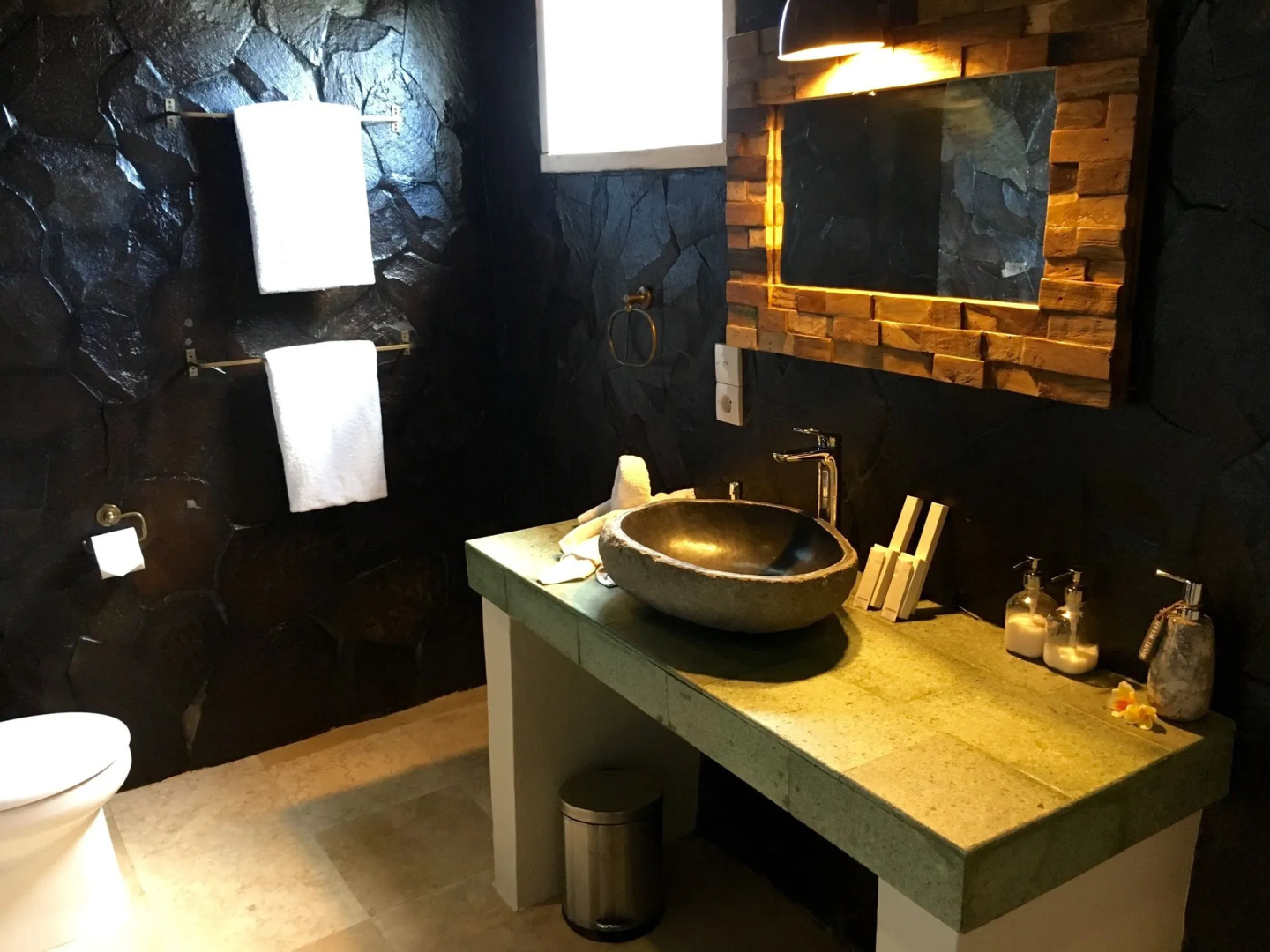 Twin Island Villas & Dive Resort