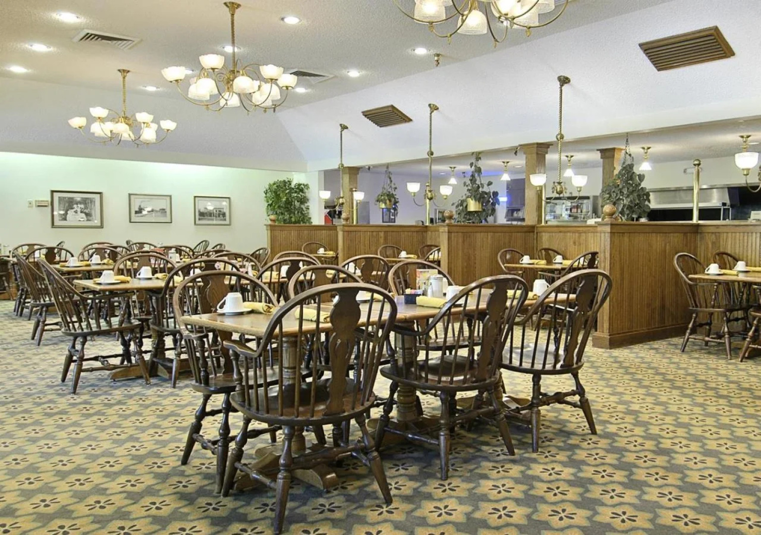 Red Lion Hotel Canyon Springs