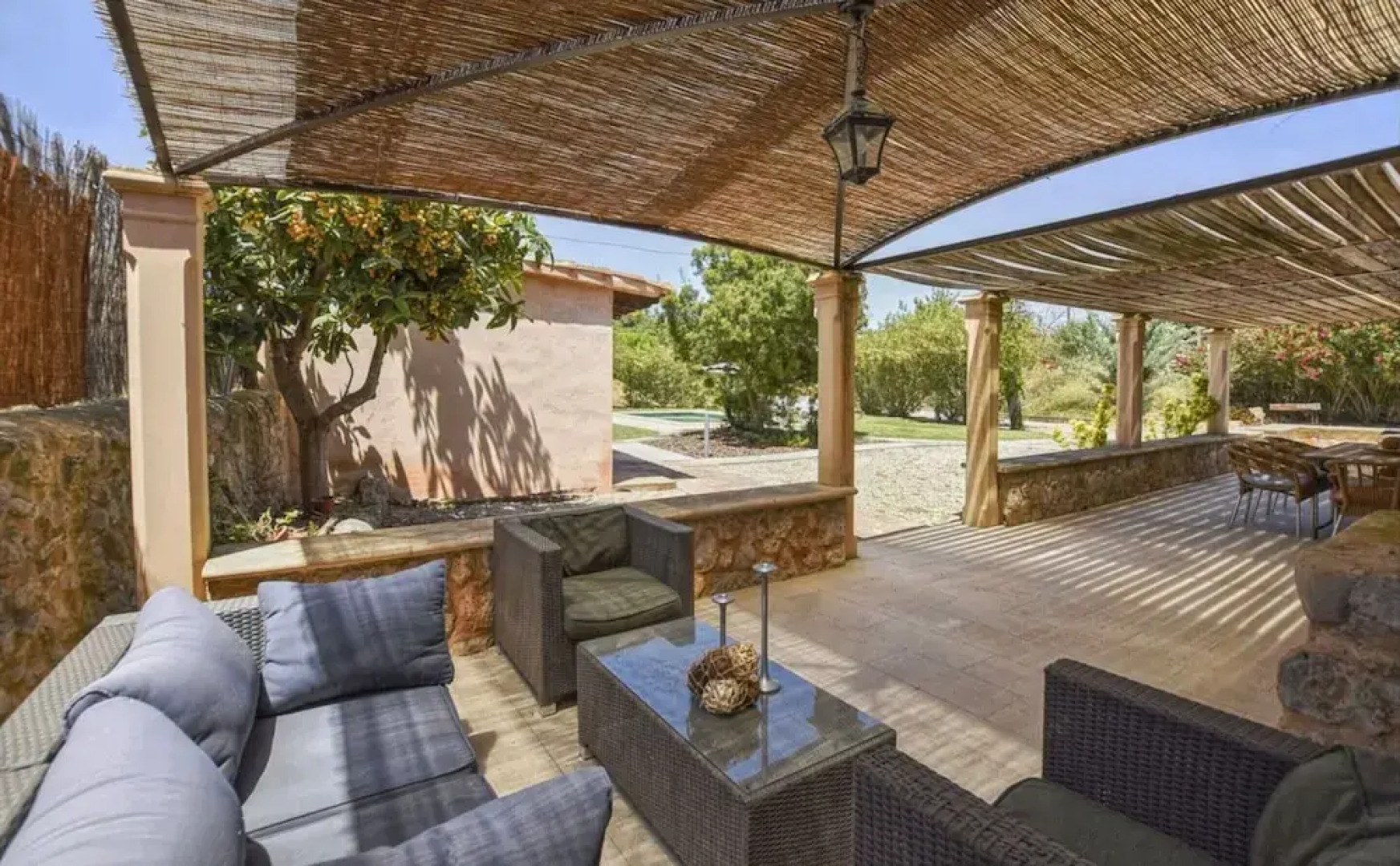 Poolside Garden Retreat in Buger