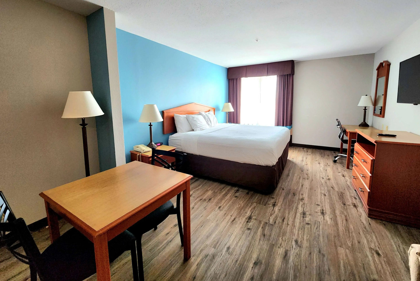 Days Inn & Suites by Wyndham Thibodaux