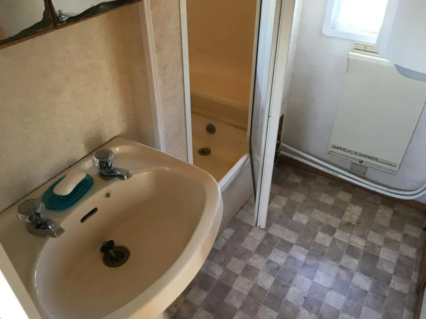 Vigio Brasta camping