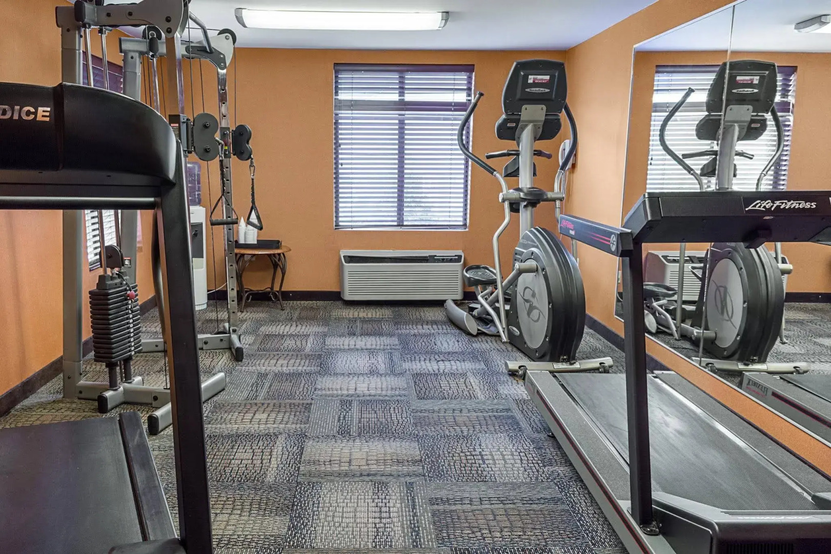 Comfort Inn Petersburg Fort Lee Area