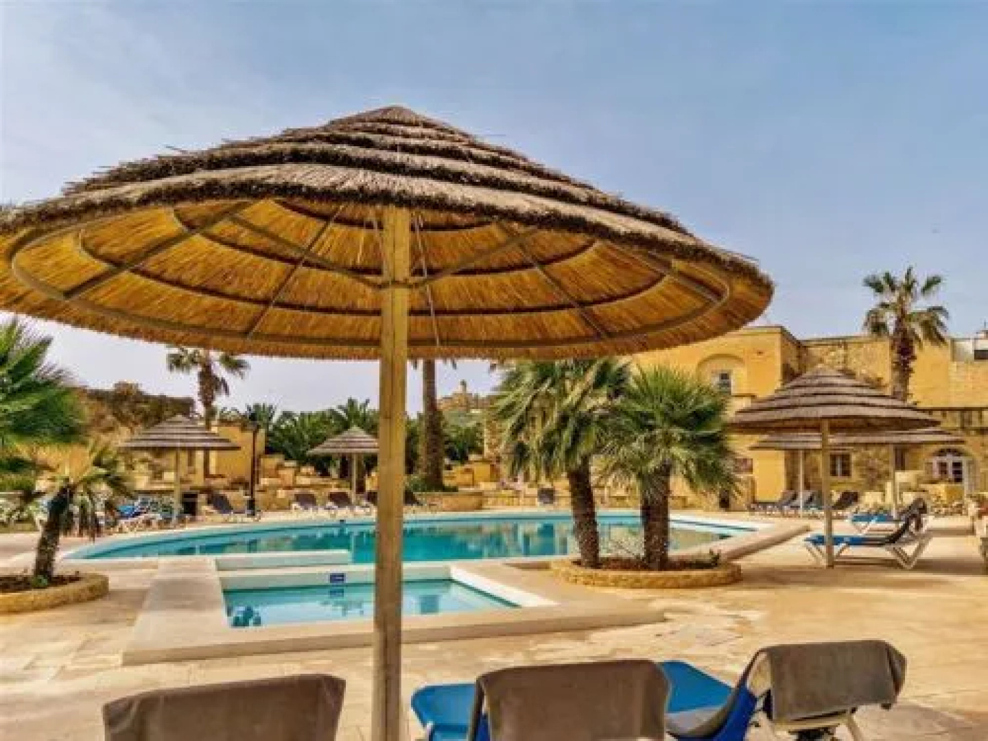 Tal Fanal 2 Bedroom