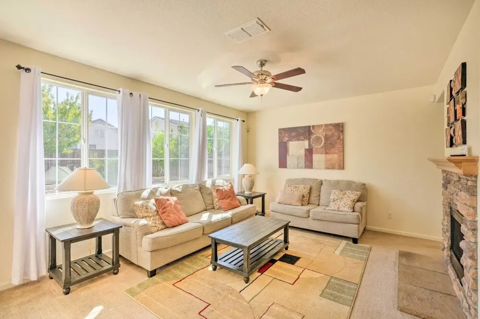 Elk Grove House w/ Grill ~ 3 Mi to Old Town!