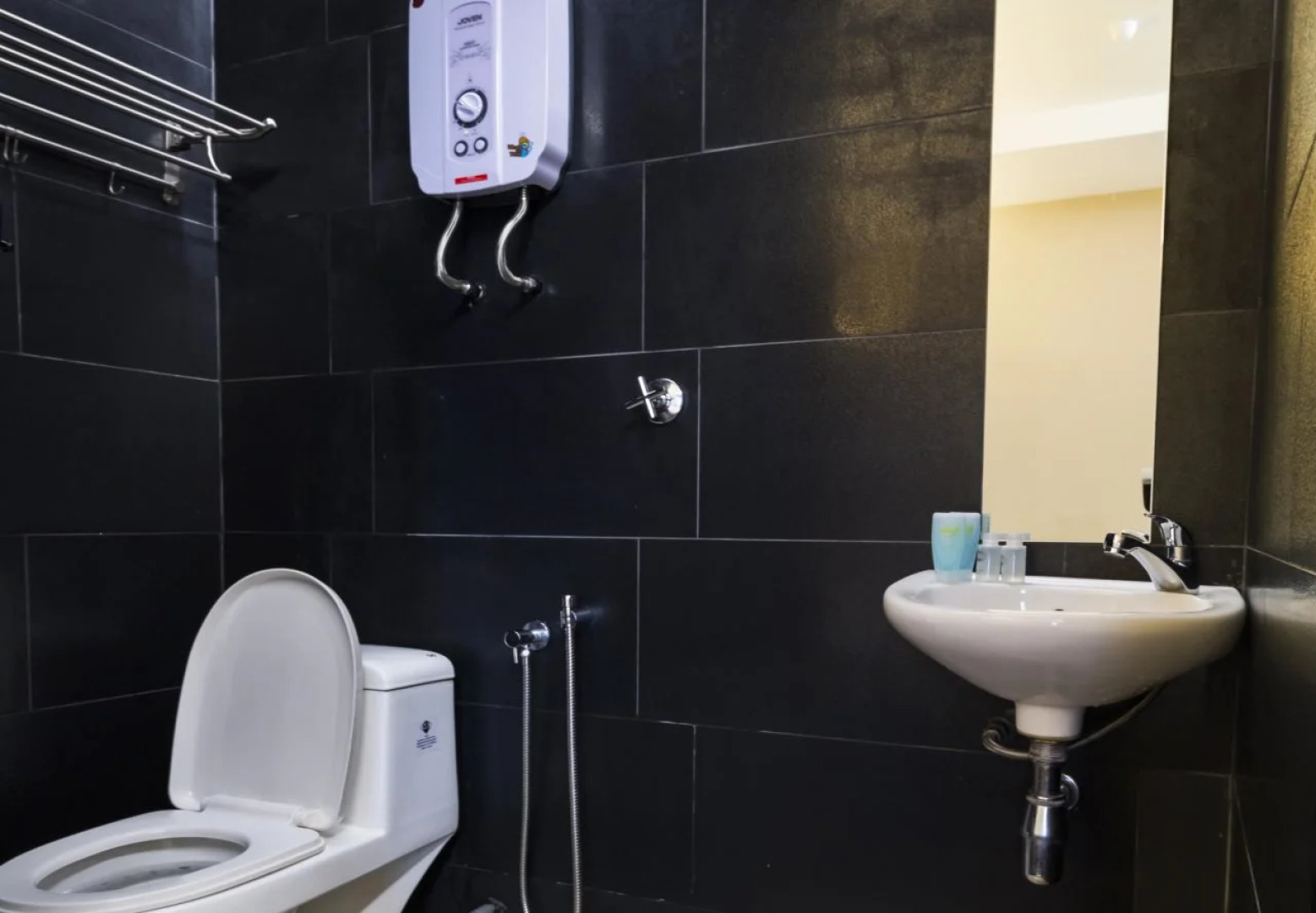 Smile Hotel Danau Kota