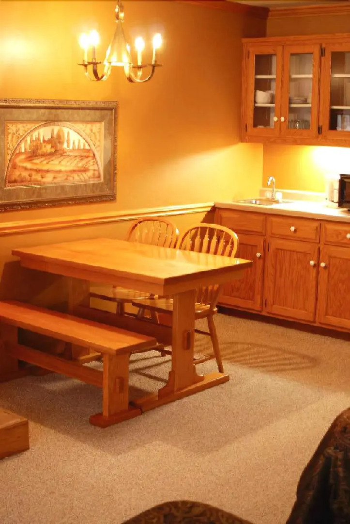 Settlement Courtyard Inn & Lavender Spa