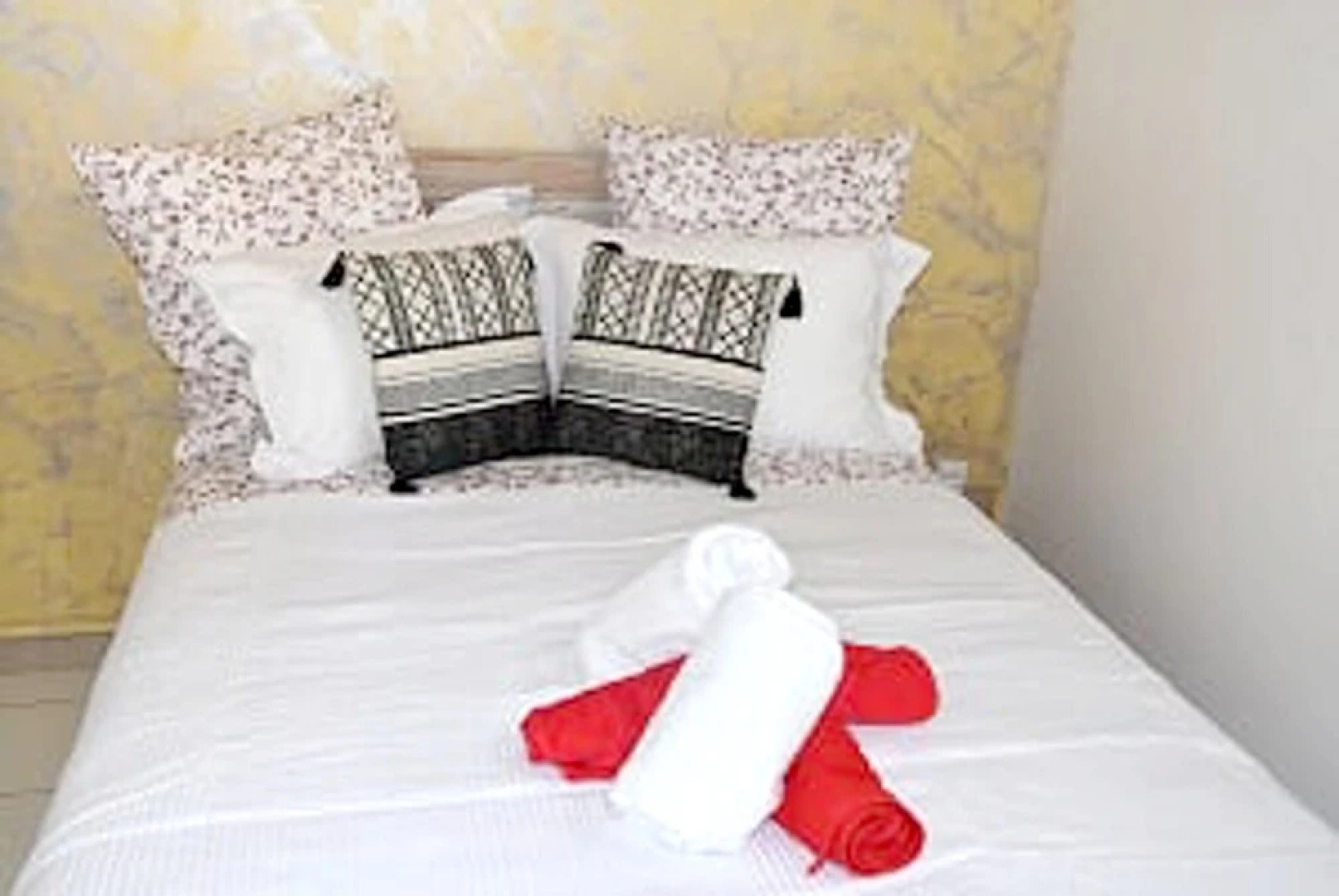 Studio in Baie Mahault, With Wonderful City View and Wifi