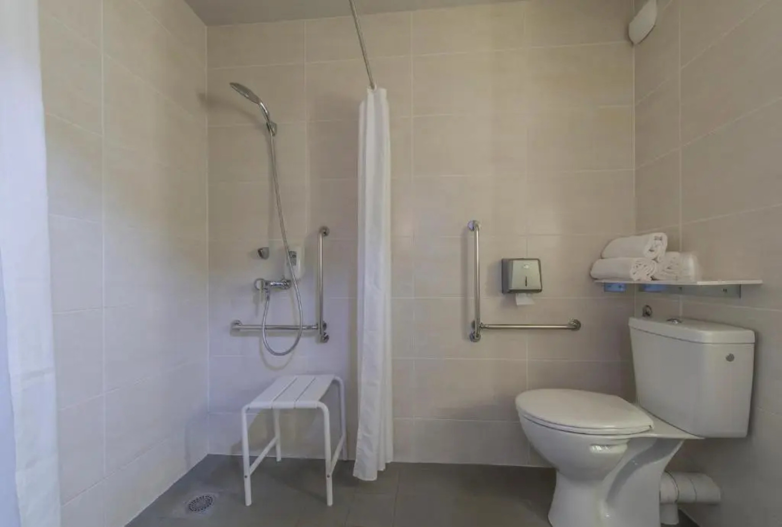 B&B Hotel ORANGE - Echangeur A7 A9