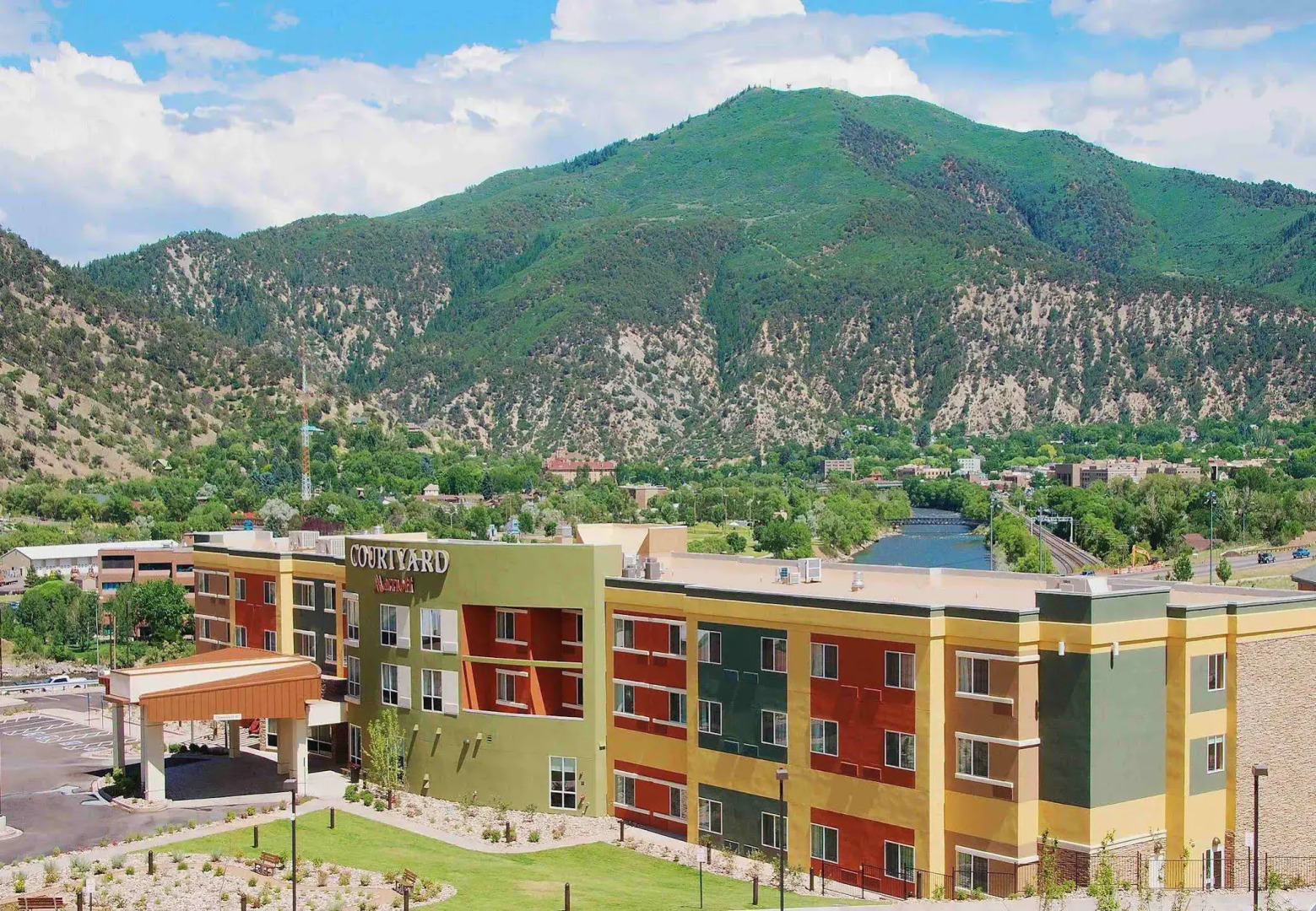 Courtyard by Marriott Glenwood Springs