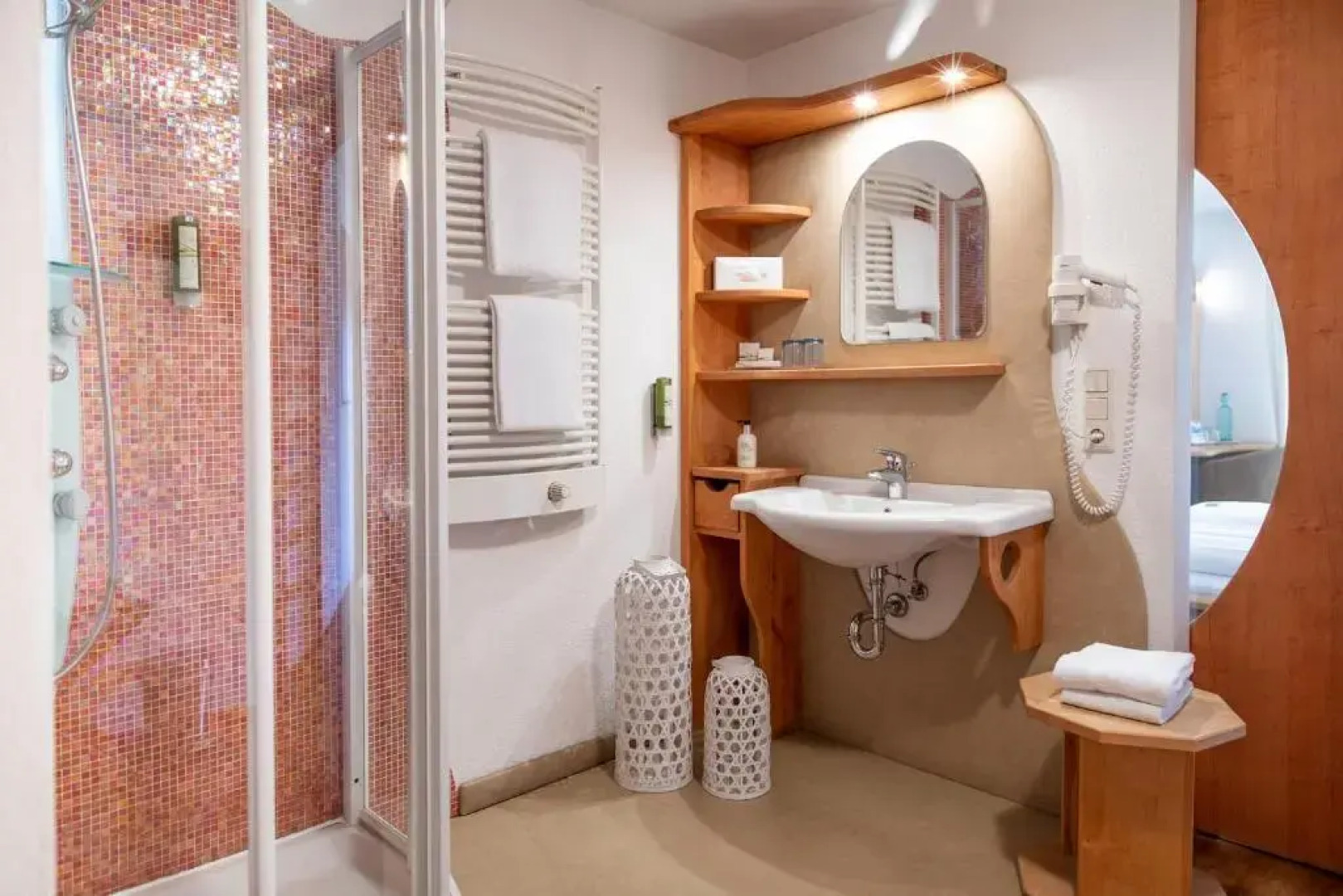 Gasthaus-Hotel beim Dresch