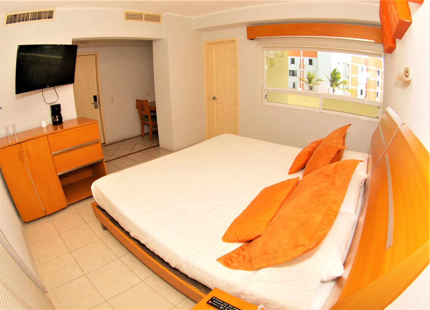 Camino Real Manzanillo