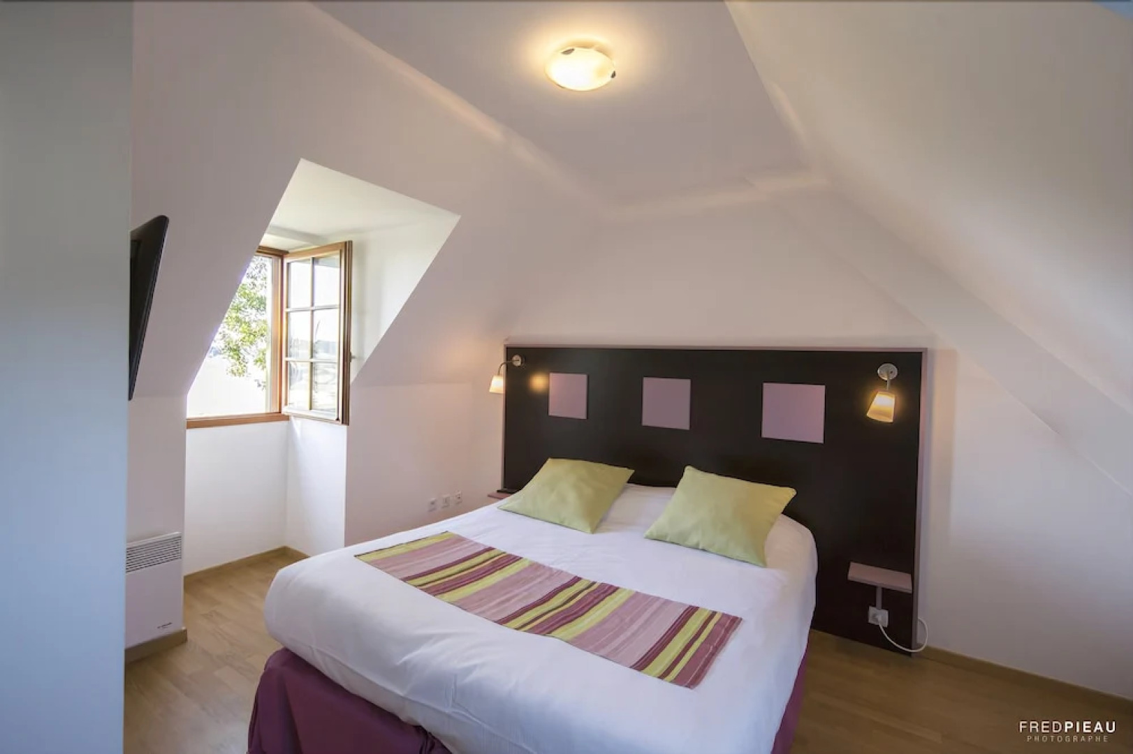 Chateau De Beaussais