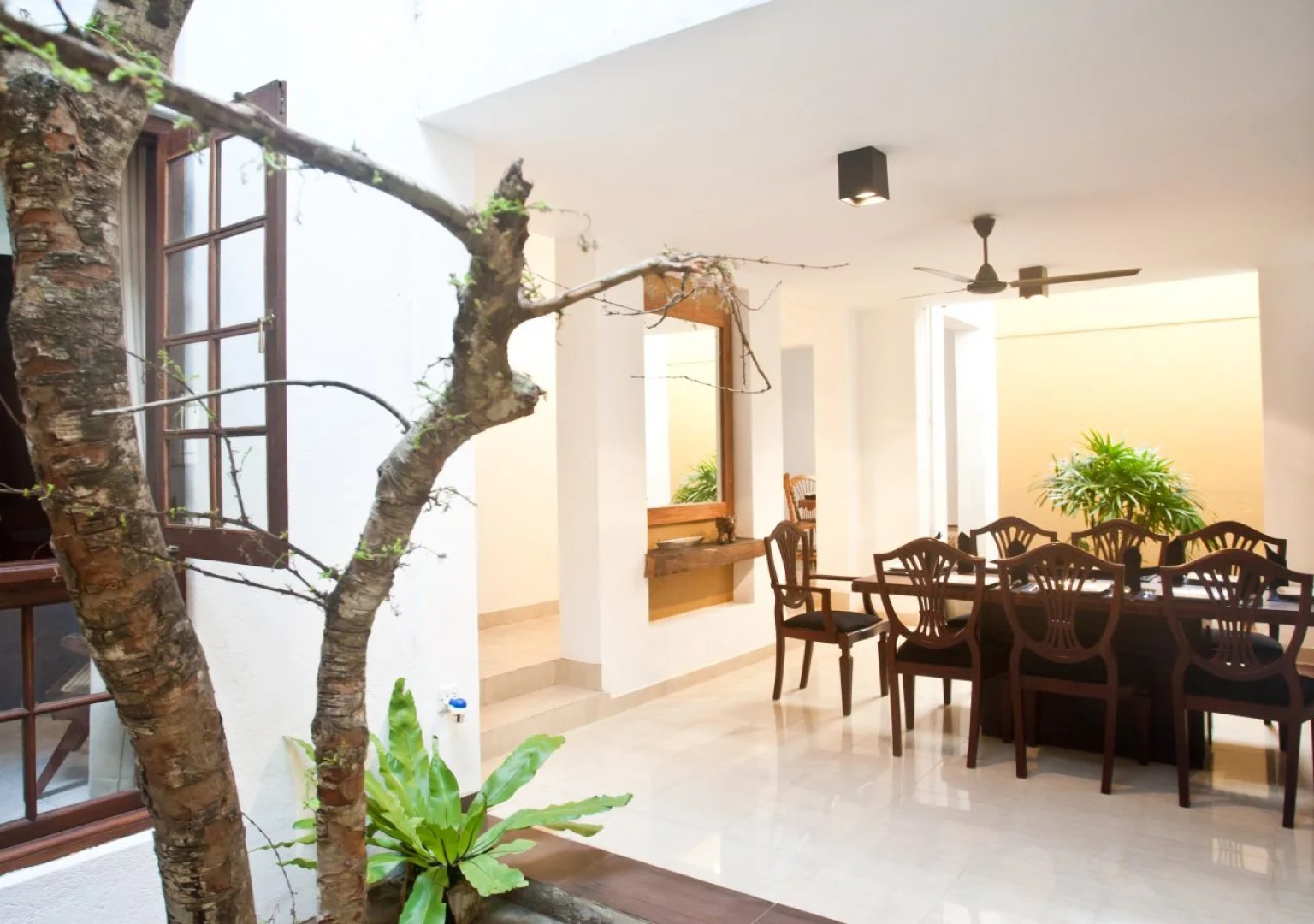 OYO 103 Lavinia Villa