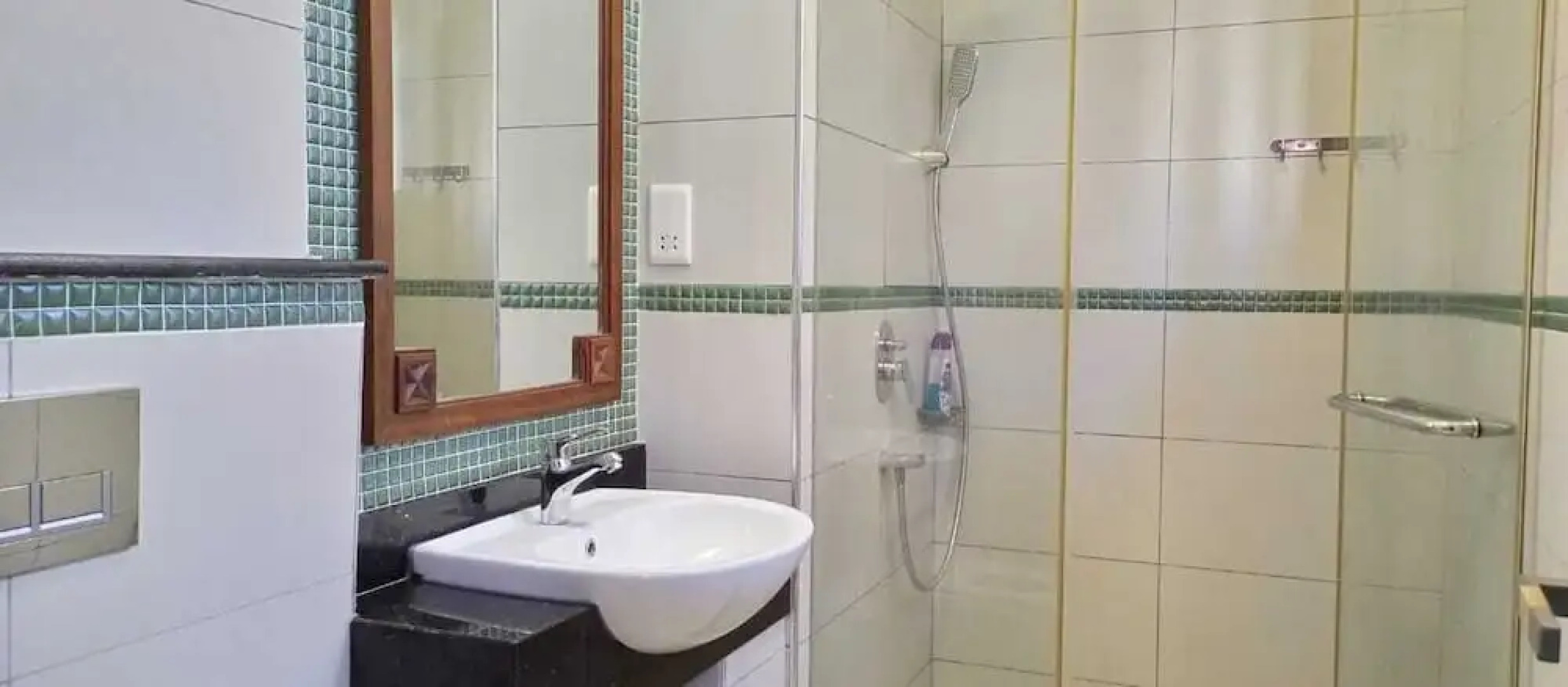 Lux Suites La Vida Sultan Palace Homes