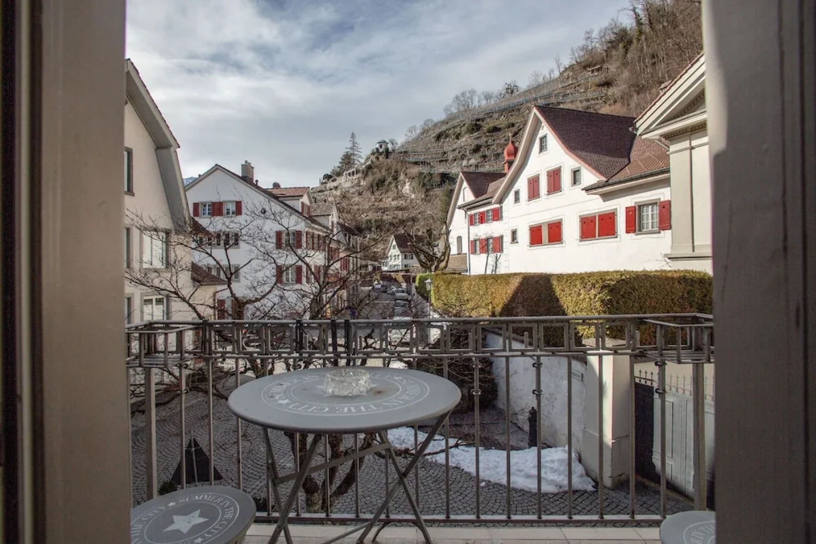 AirHosted - Weesen Holiday Rentals