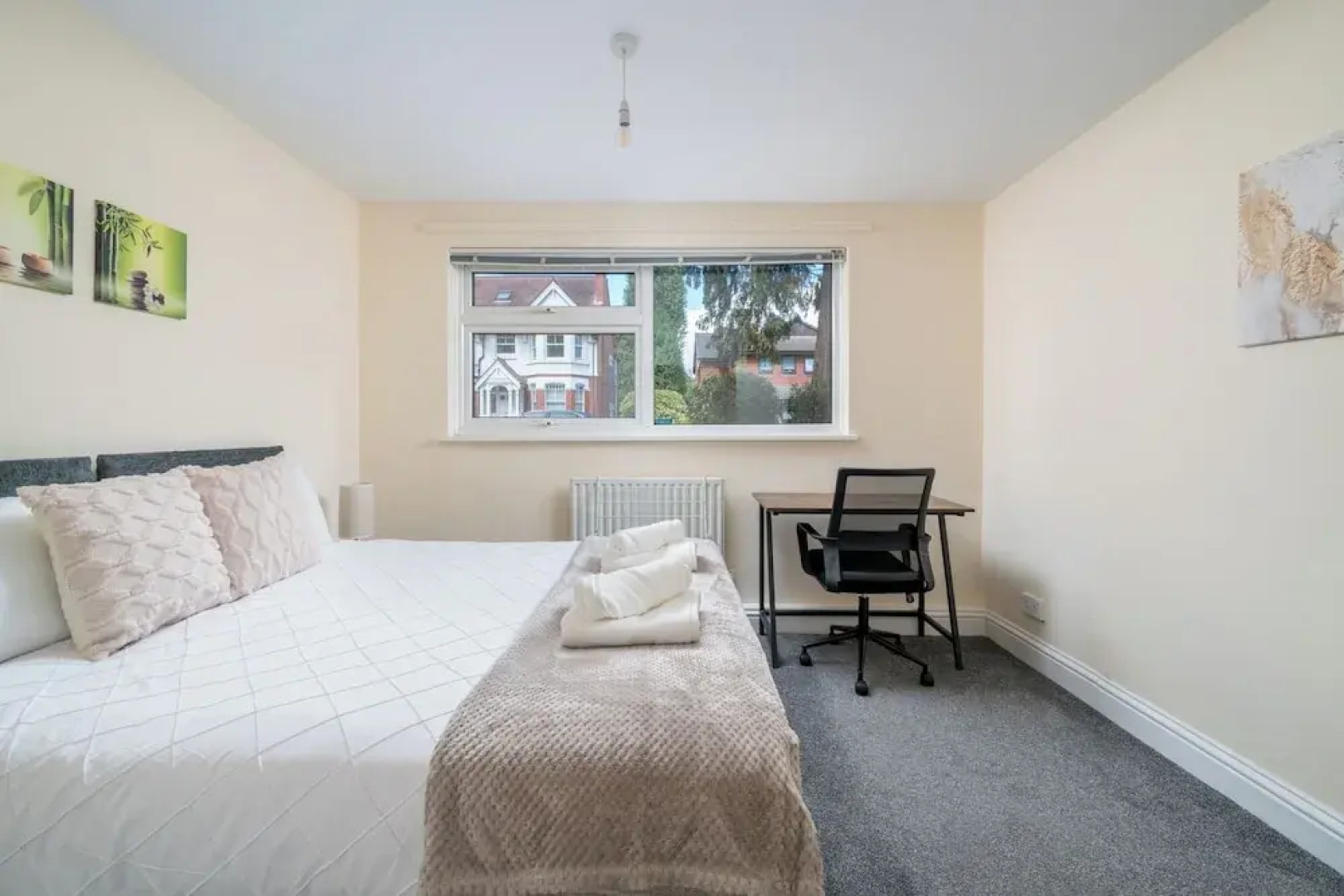 Redhill Retreat - Cozy 2 Bedroom Apartment