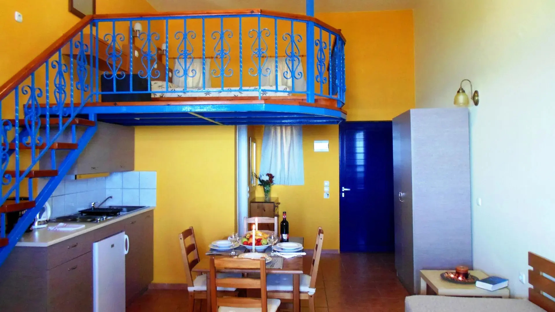 Paraktio Beach Apartments