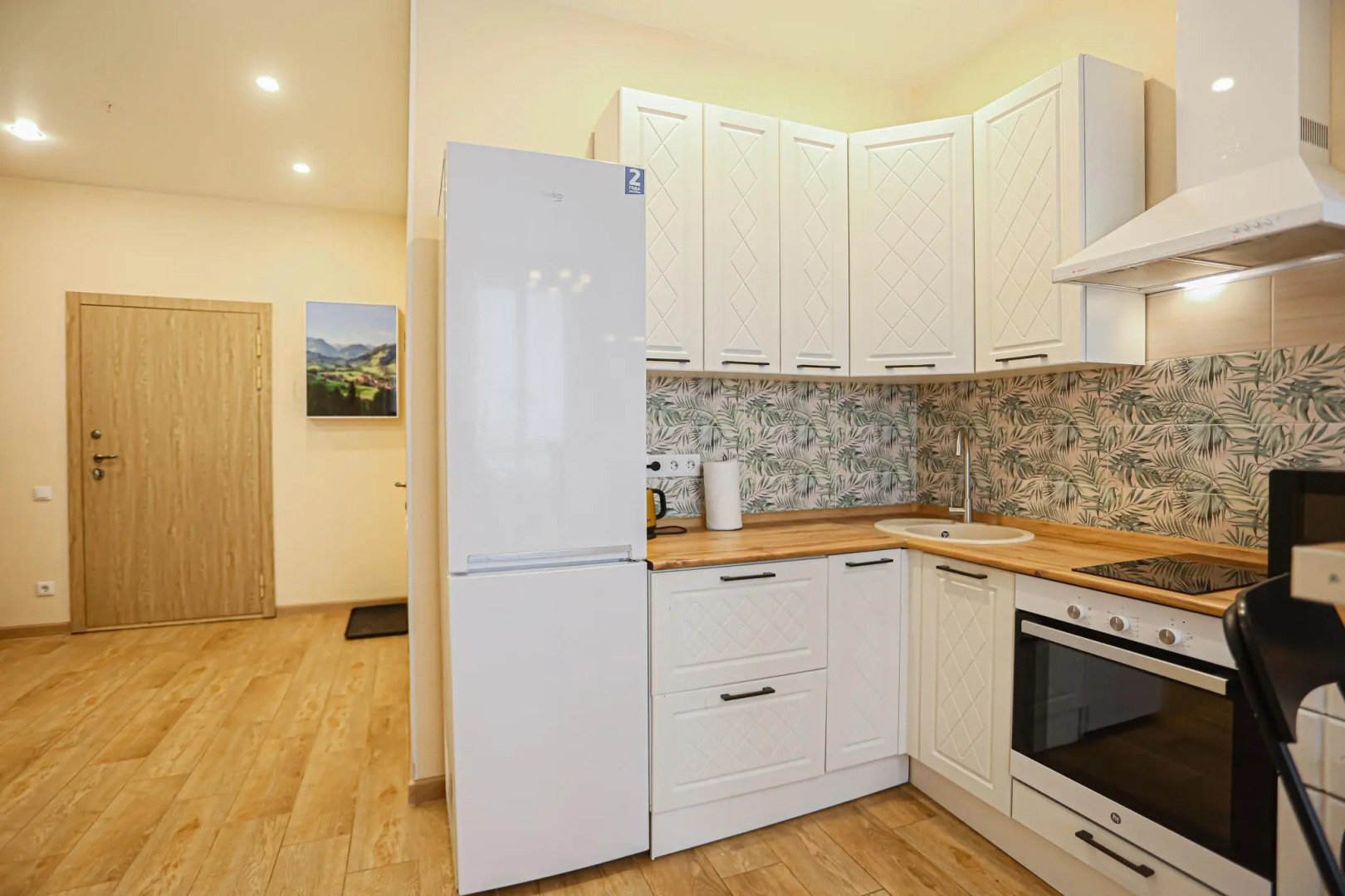 SunSet (СанСет) на улице Максима Горького 23А