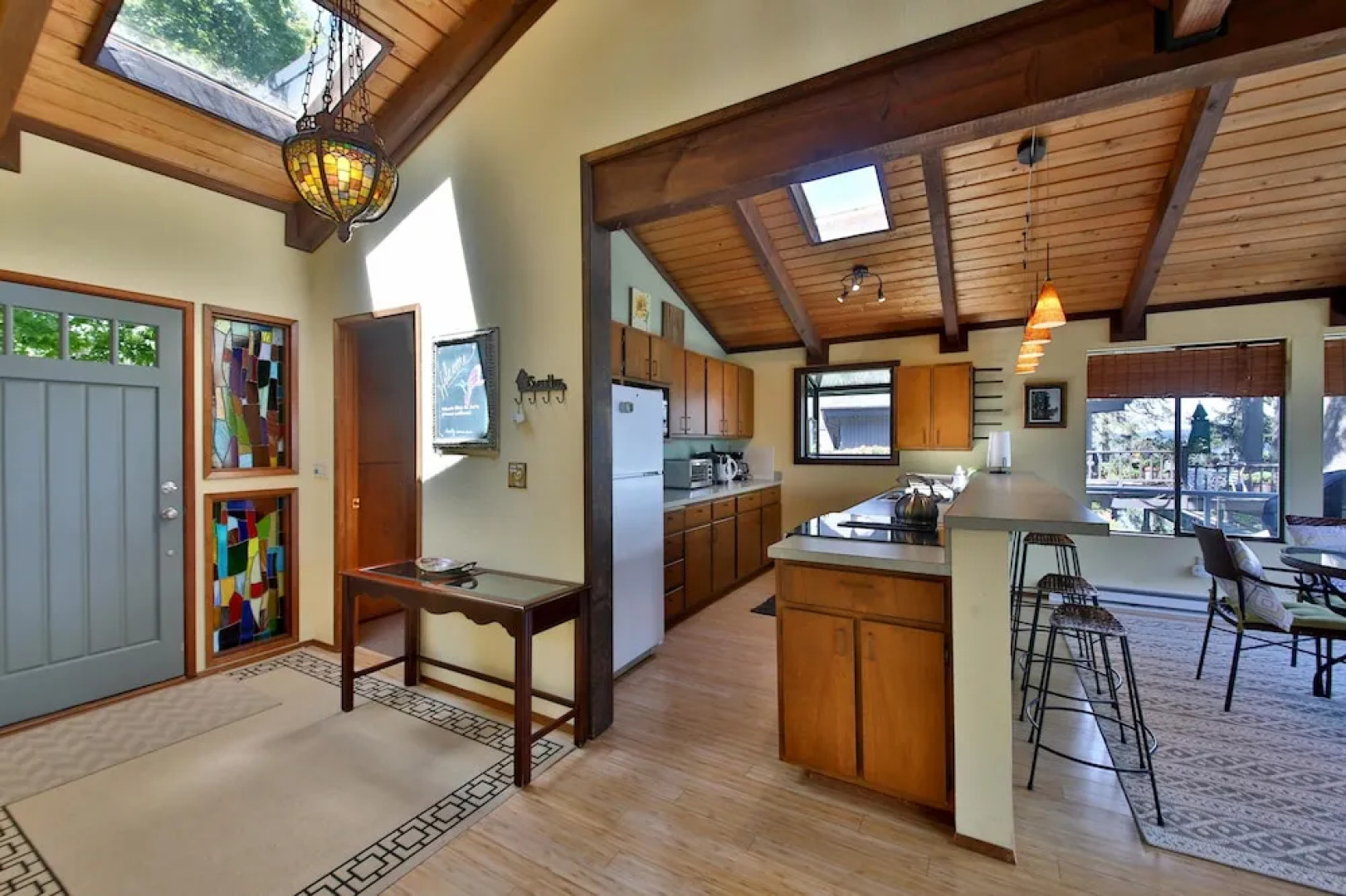 Days and Waves Beachhouse