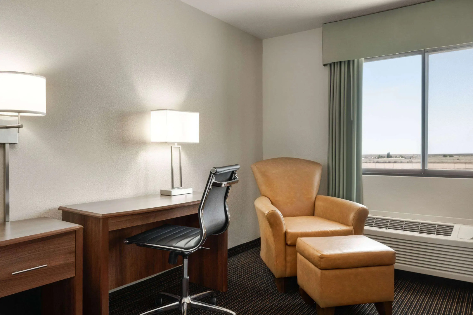 Travelodge by Wyndham Vaughn