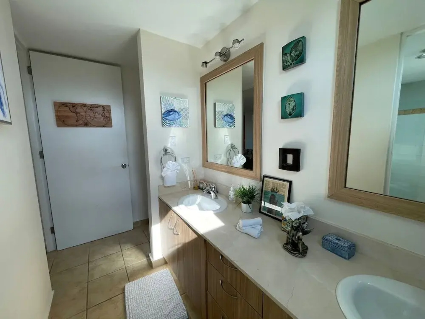 506 Ocean & Marina Views 3 Bed 2 Bath