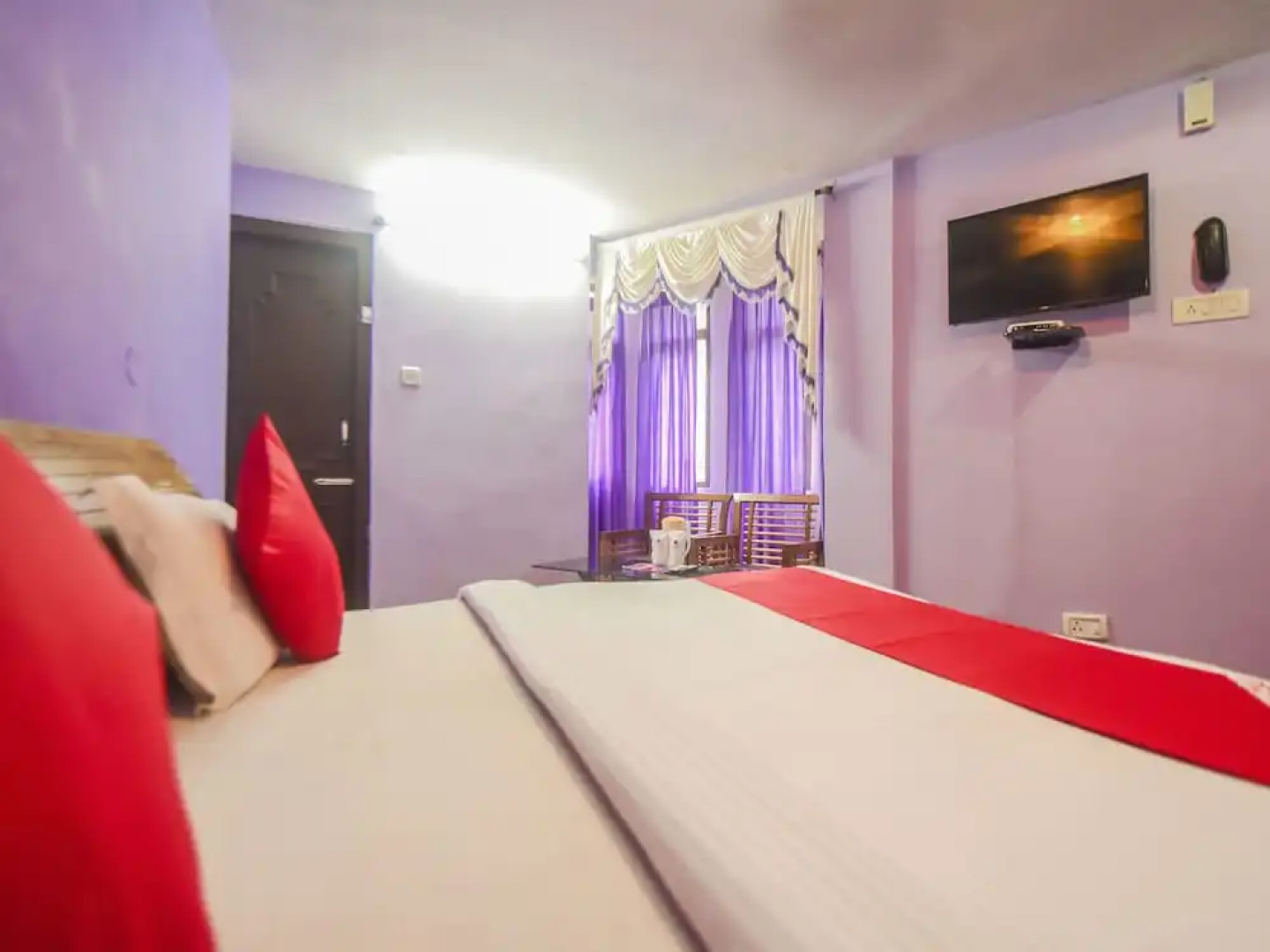 OYO 9452 Hotel Moonlight