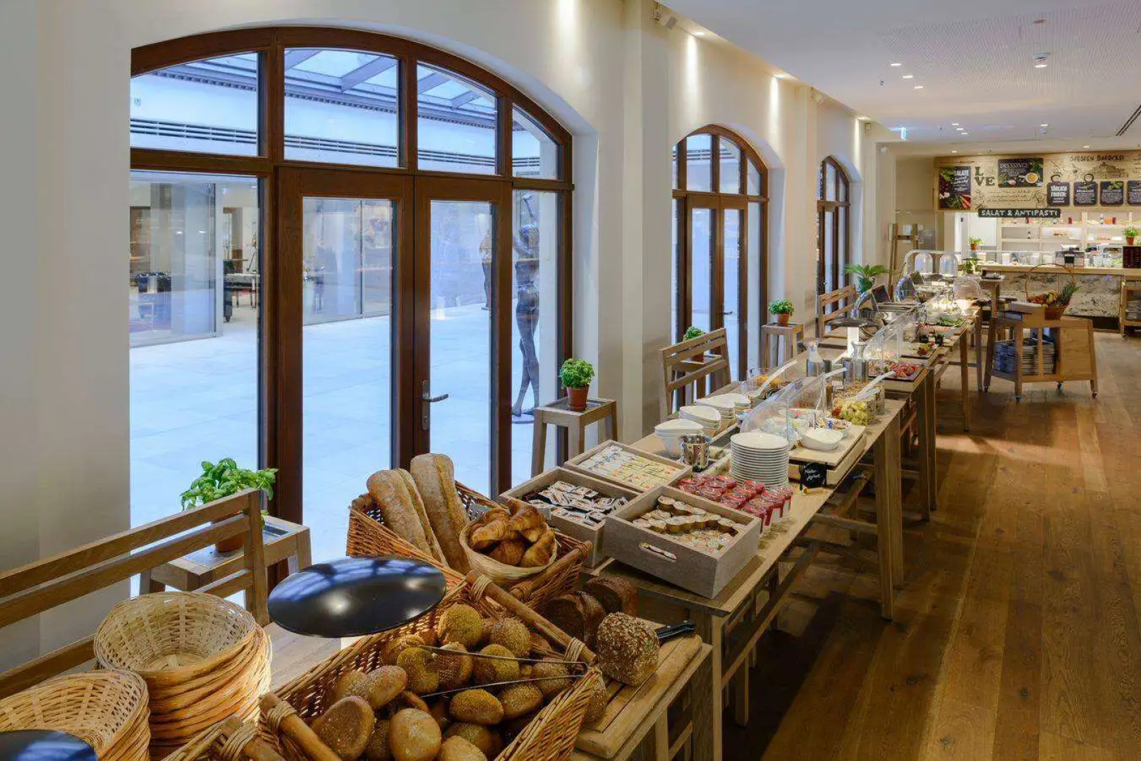 Amedia Plaza Dresden, Trademark Collection by Wyndham