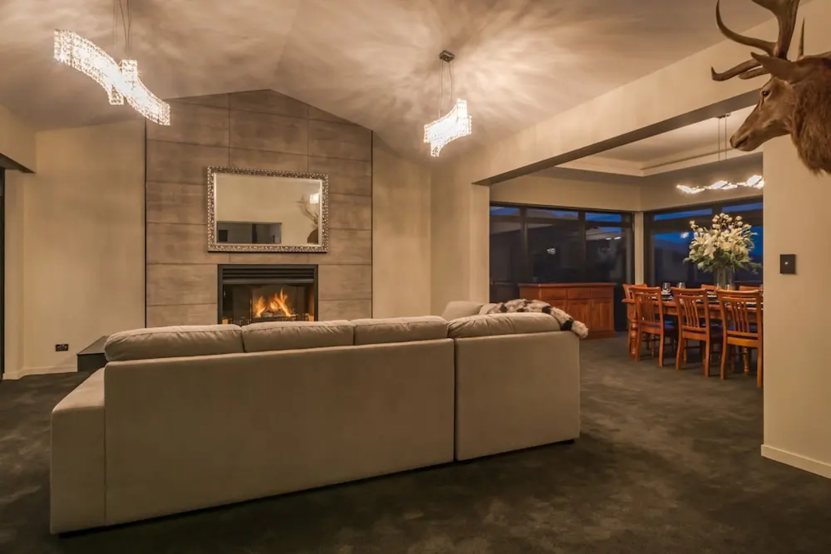 Luxury Villa 5 Bedrooms