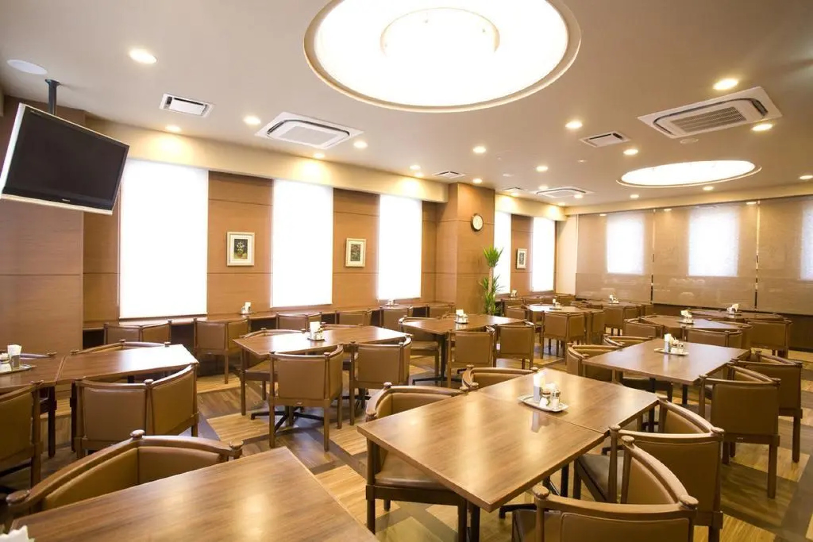 Hotel Route - Inn Omagari Ekimae