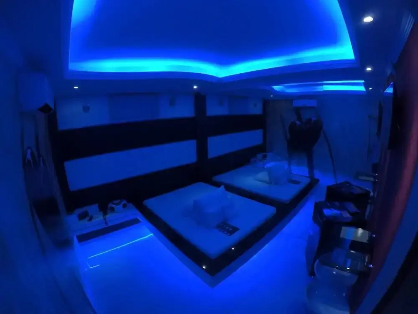 Motel Fantasy 2 (Adult Only)