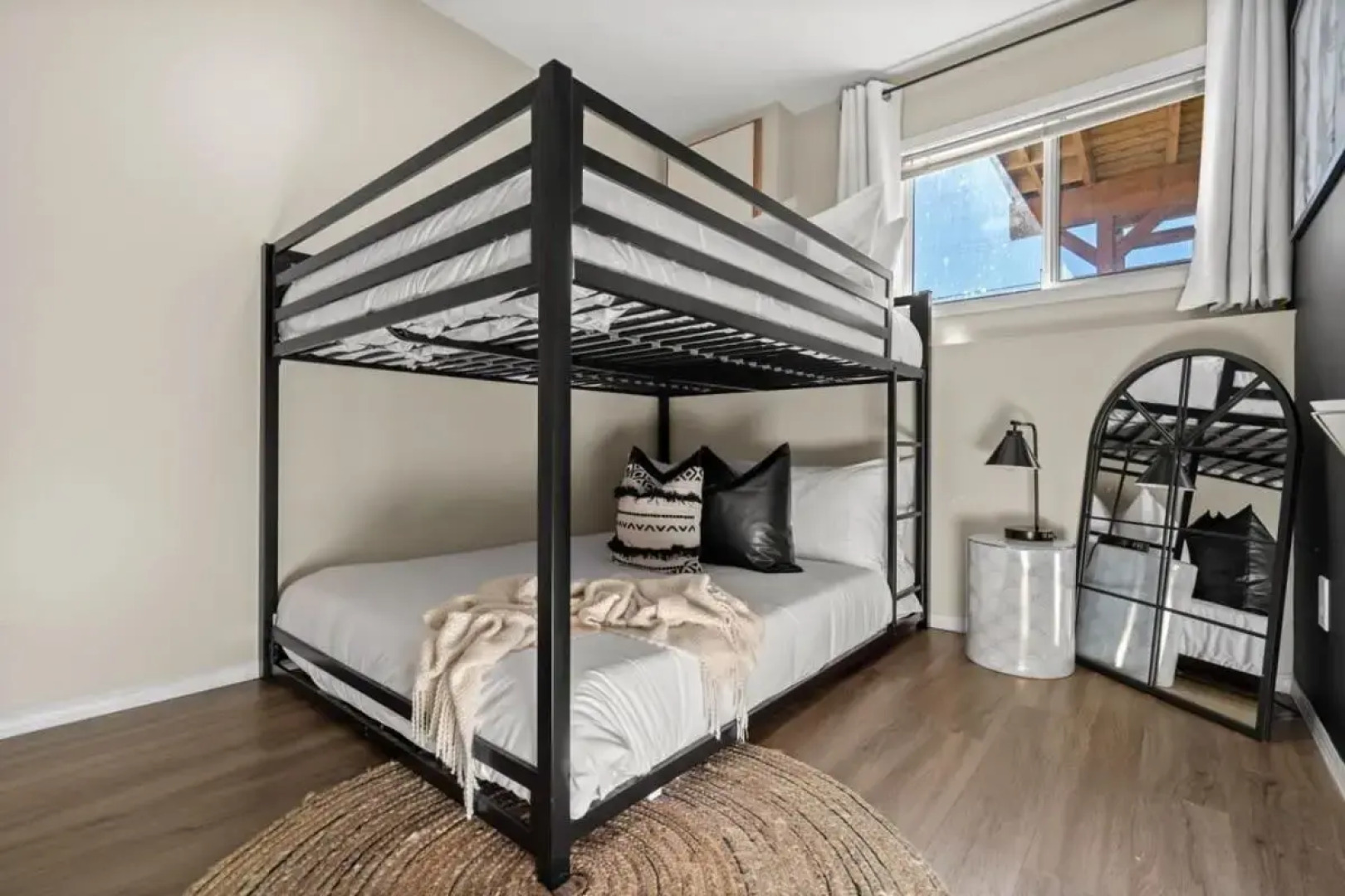 The Palms I Close to DT Sylvan I Bbq I Fire Pit I