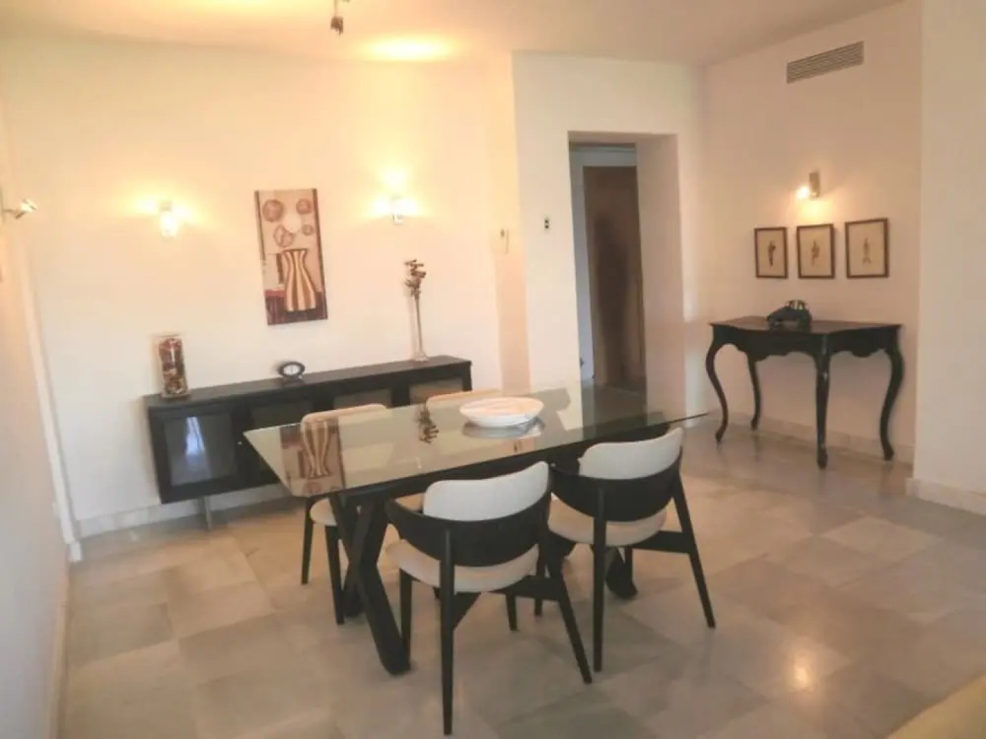 Sotogrande piscina gimnasio padel vistas al rio by Lightbooking