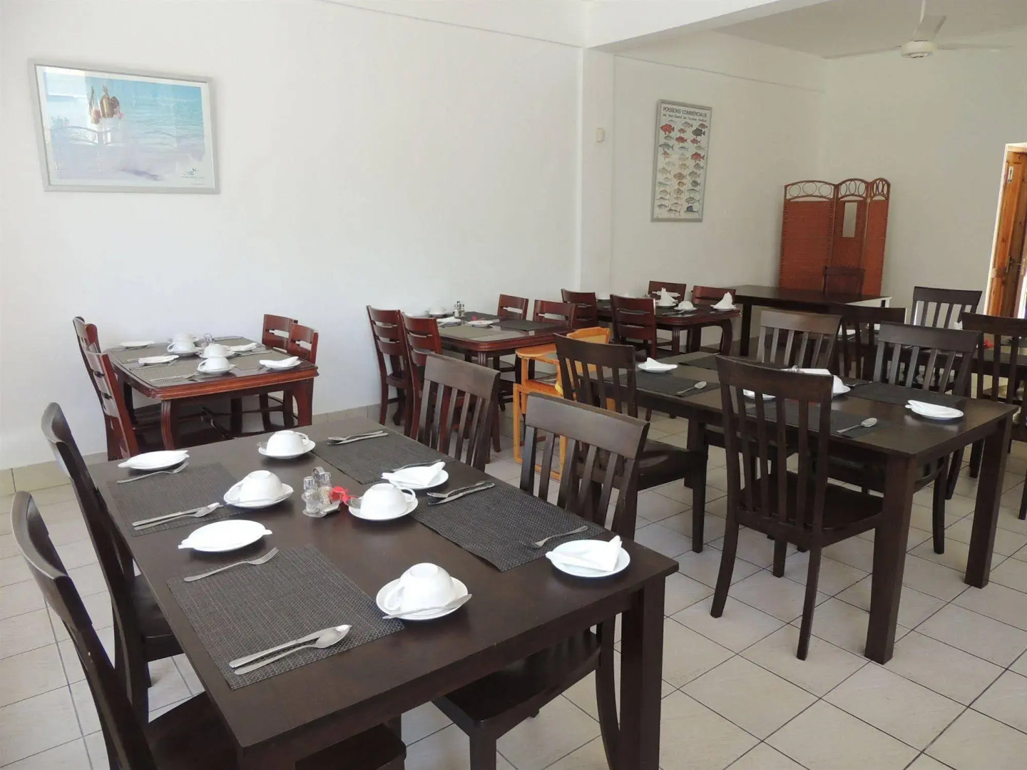 Reef Holiday Apartments