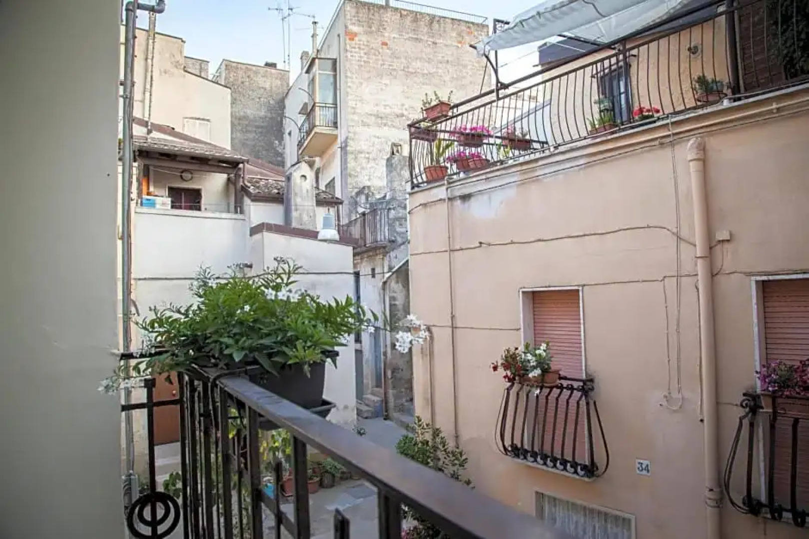 Il Paradiso a Claustro Inferno