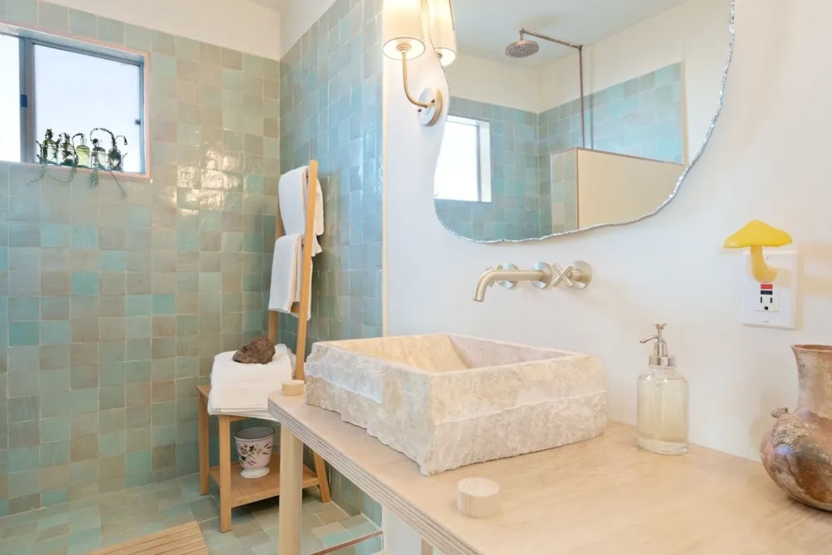 Goat House - Bbq, Hammocks And Dark Skies! 1 Bedroom Home by RedAwning