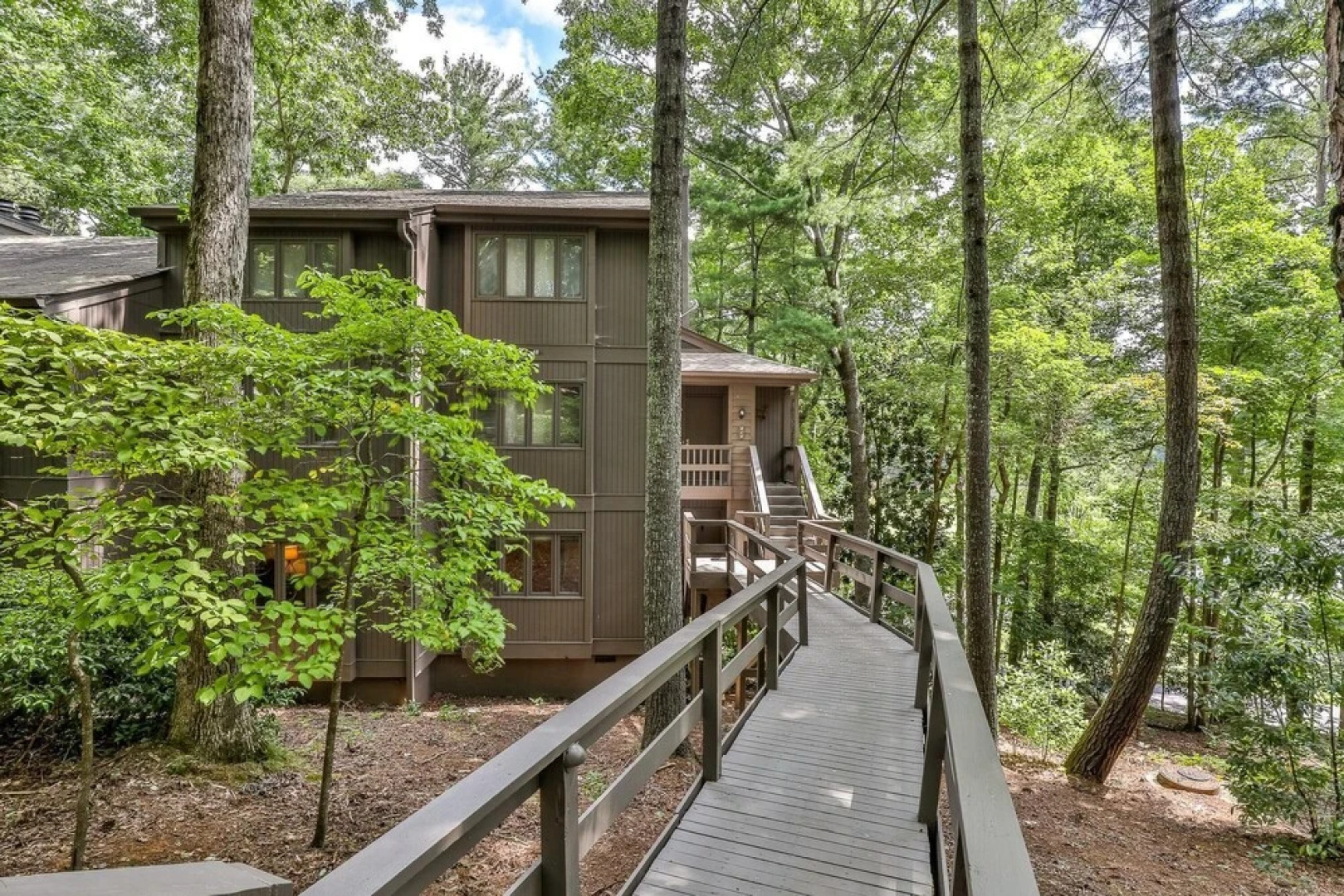 The Retreat at Lake Sconti