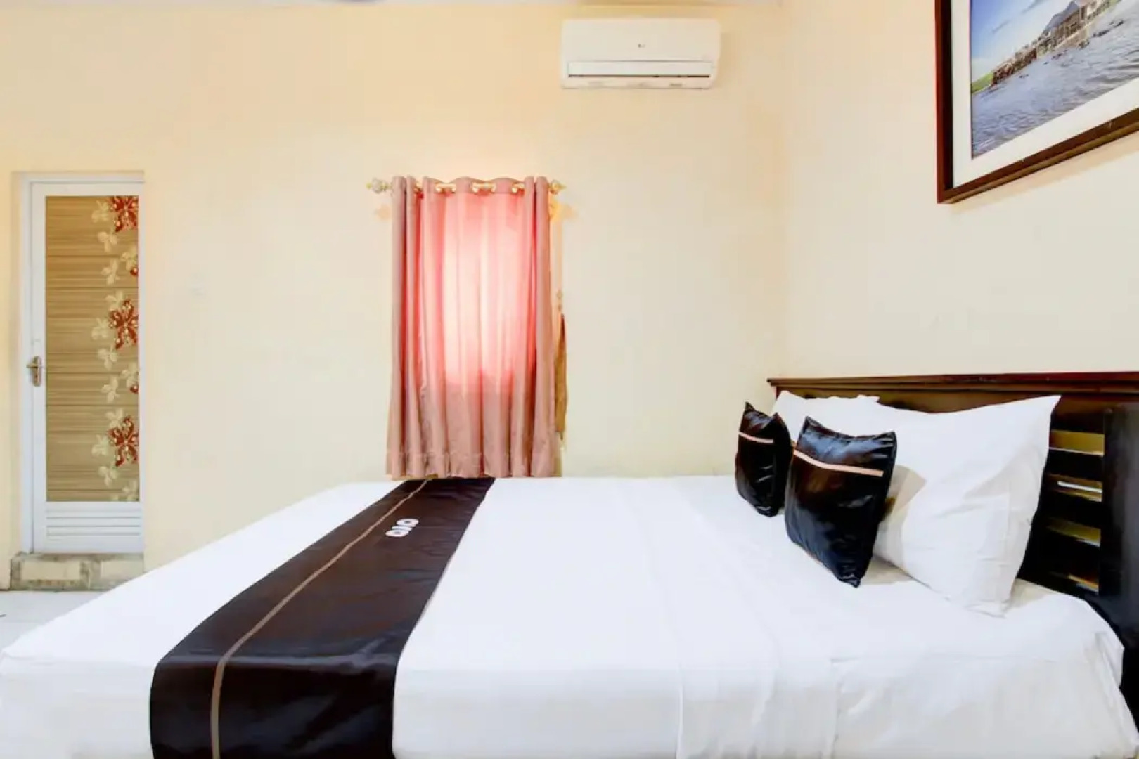 Collection O Stasiun Pekalongan Near Stasiun Kereta Api Formerly Hotel Indah