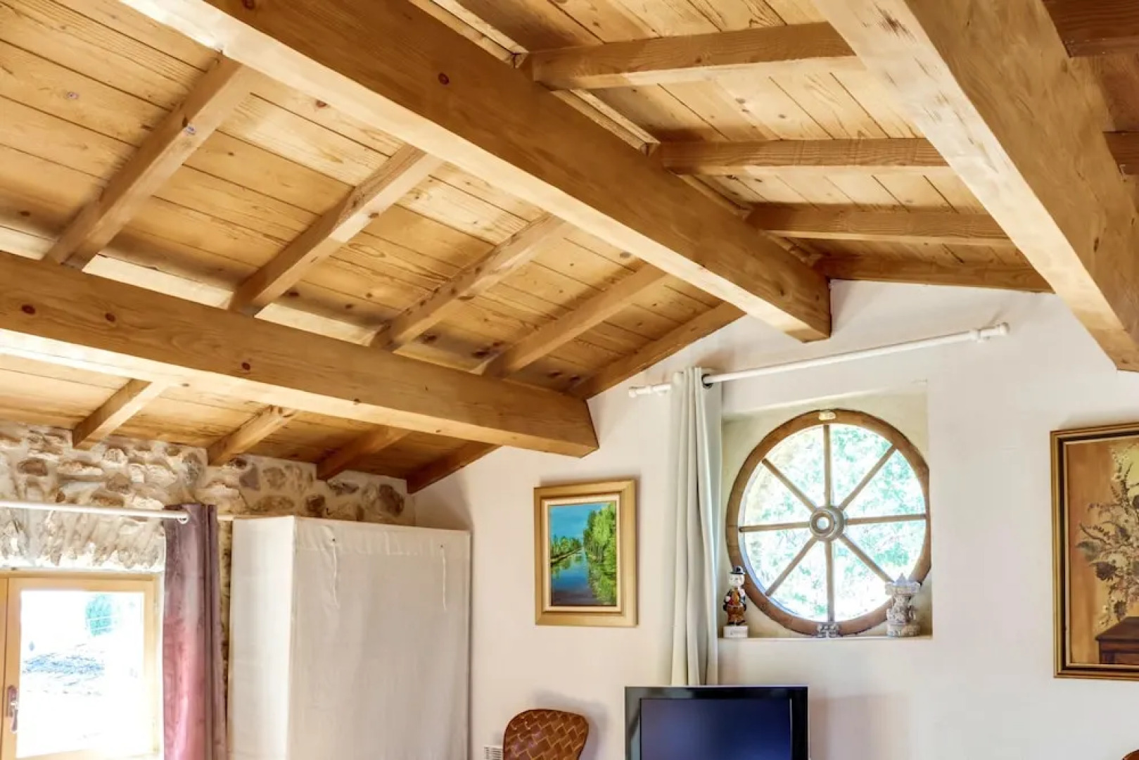 House With one Bedroom in Pougnadoresse, With Pool Access, Furnished T