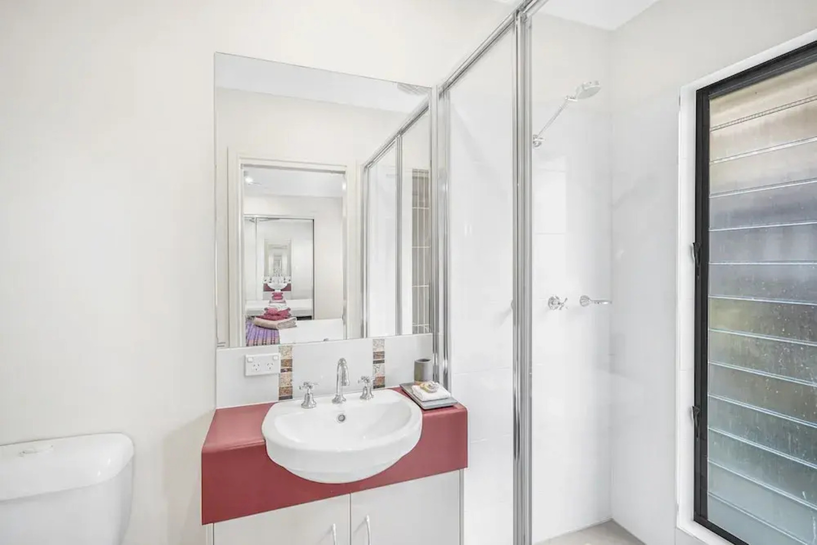 Belle Escapes - Latania Villa Palm Cove