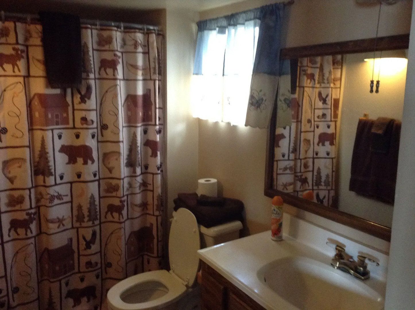 Rainbow's End Resort on Rainbow Lake