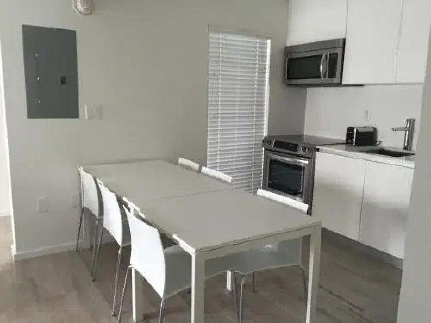 Beach Haus Key Biscayne Contemporary Apartments